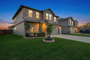 313 Countryside Dr, Aubrey, TX 76227 - Photo 3