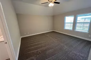 907 Hardaway, Greenville, TX 75402 - Photo 5