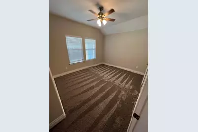 907 Hardaway, Greenville, TX 75402 - Photo 7