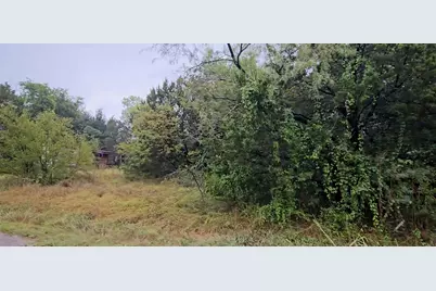 5813 Arrowhead Drive, Granbury, TX 76048 - Photo 3