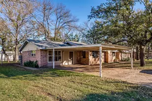 504 Austin Dr, Mineral Wells, TX 76067 - Photo 23