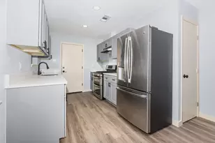 2420 Candleberry Dr, Mesquite, TX 75149 - Photo 13