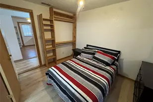 404 N Hannaford St, Granbury, TX 76048 - Photo 11