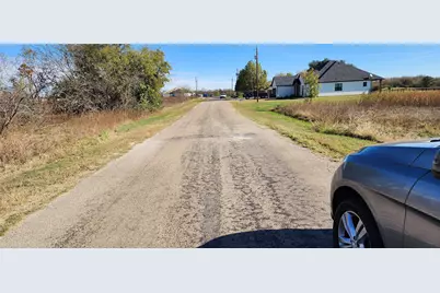 22283 Greenbriar Drive, Whitney, TX 76692 - Photo 3