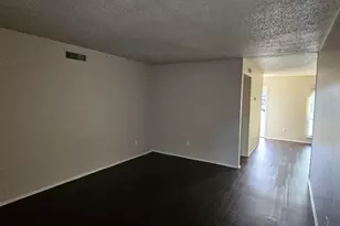 125 Astoria Dr, Cedar Hill, TX 75104 - Photo 3