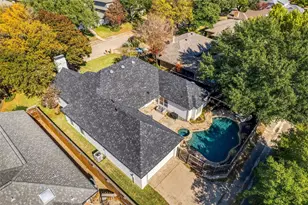 10002 Hickory Crossing, Dallas, TX 75243 - Photo 37