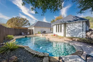 10002 Hickory Crossing, Dallas, TX 75243 - Photo 35