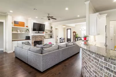 507 Stone Canyon Drive, Waco, TX 76657 - Photo 7