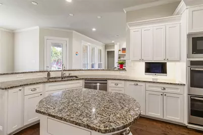 507 Stone Canyon Drive, Waco, TX 76657 - Photo 11