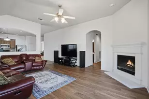 1204 Toledo Bend Dr, Princeton, TX 75407 - Photo 9