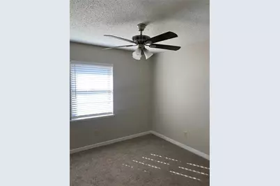 802 Las Palmas Drive, Grand Prairie, TX 75052 - Photo 11