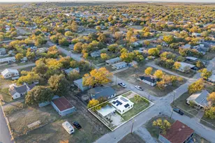 801 W Wheeler St, Breckenridge, TX 76424 - Photo 25