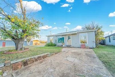 801 W Wheeler Street, Breckenridge, TX 76424 - Photo 1