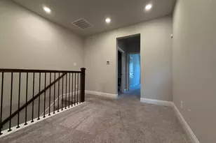 624 Hutchinson Ln, Lewisville, TX 75077 - Photo 19