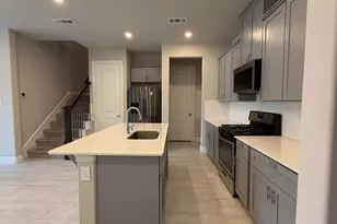 624 Hutchinson Ln, Lewisville, TX 75077 - Photo 5