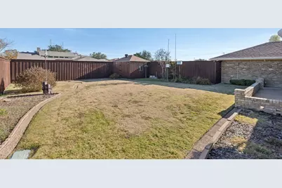 1422 Tierra Calle, Carrollton, TX 75006 - Photo 27