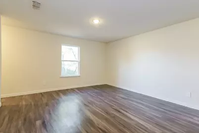 2907 Texas Street, Greenville, TX 75401 - Photo 9