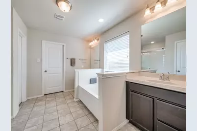 1800 Ridge Creek Lane, Aubrey, TX 76227 - Photo 15