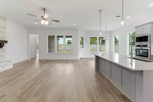 906 Perrin Ln, Van Alstyne, TX 75495 - Photo 11