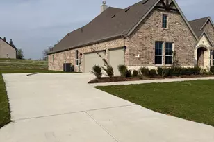 906 Perrin Ln, Van Alstyne, TX 75495 - Photo 3