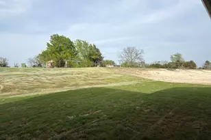 906 Perrin Ln, Van Alstyne, TX 75495 - Photo 13