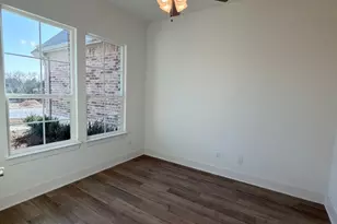 906 Perrin Ln, Van Alstyne, TX 75495 - Photo 3