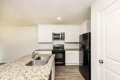 2712 William Street, Mabank, TX 75147 - Photo 9