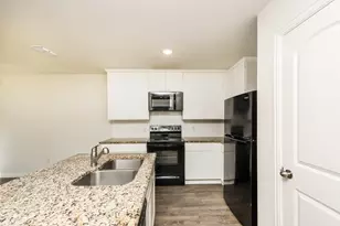 2712 William St, Mabank, TX 75147 - Photo 9