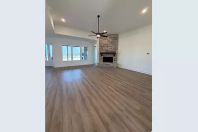 1005 Webb Court, Van Alstyne, TX 75495 - Photo 5