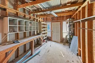 109 Bluebonnet Dr, Whitney, TX 76692 - Photo 21