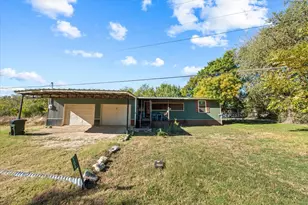 109 Bluebonnet Dr, Whitney, TX 76692 - Photo 9