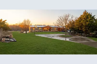 17613 Soman, Nevada, TX 75173 - Photo 1