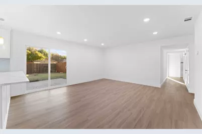 1528 W Spring Creek Parkway, Plano, TX 75023 - Photo 17