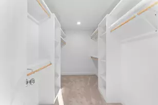 1528 W Spring Creek Pkwy, Plano, TX 75023 - Photo 29