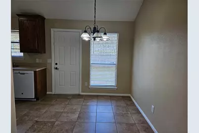 9337 Cynthia Court, Fort Worth, TX 76140 - Photo 5