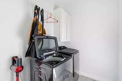 8132 Bromley Drive, Dallas, TX 75231 - Photo 13