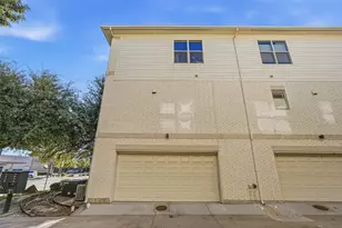 2325 Stutz Dr, Dallas, TX 75235 - Photo 21