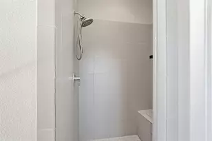 2325 Stutz Dr, Dallas, TX 75235 - Photo 15