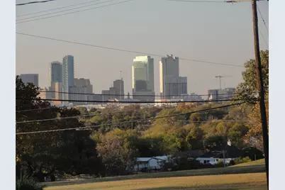 1200 E Maddox Avenue, Fort Worth, TX 76104 - Photo 3