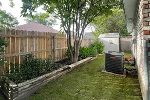 416 Birchwood Ln, Fort Worth, TX 76108 - Photo 11