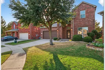 908 Hollowbrook Circle, McKinney, TX 75072 - Photo 3