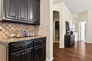 908 Hollowbrook Cir, McKinney, TX 75072 - Photo 17