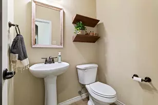 908 Hollowbrook Cir, McKinney, TX 75072 - Photo 9