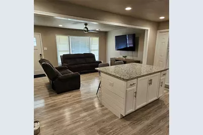 802 Brown Trail, Bedford, TX 76022 - Photo 5