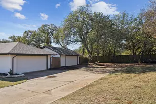 109 Wood Oak Dr, Joshua, TX 76058 - Photo 23