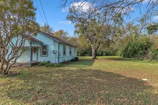 505 N Crawford St, Denton, TX 76209 - Photo 1