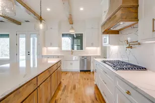 261 Zebrastone Wy, Poolville, TX 76487 - Photo 11