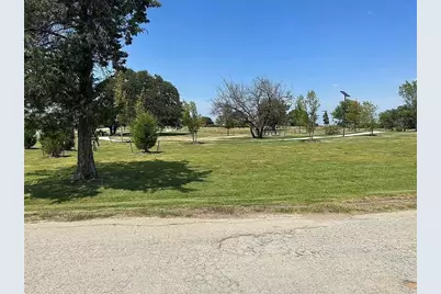 805 Lloyds Road, Little Elm, TX 75068 - Photo 17