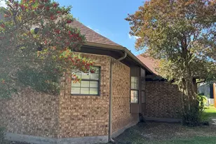 211 Douglas Dr, Wylie, TX 75098 - Photo 3
