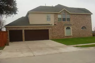 4831 King Harbor Ct, Grand Prairie, TX 75052 - Photo 5